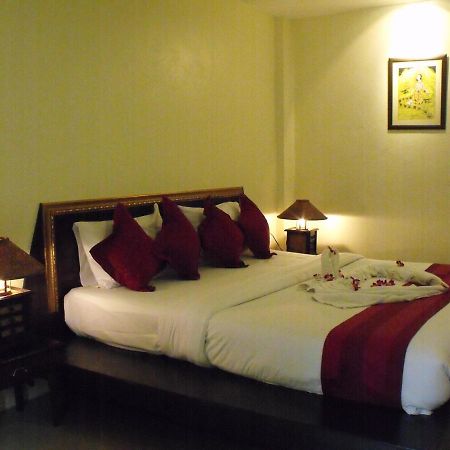 Hotel Baan Pulaoon à Krabi town Extérieur photo