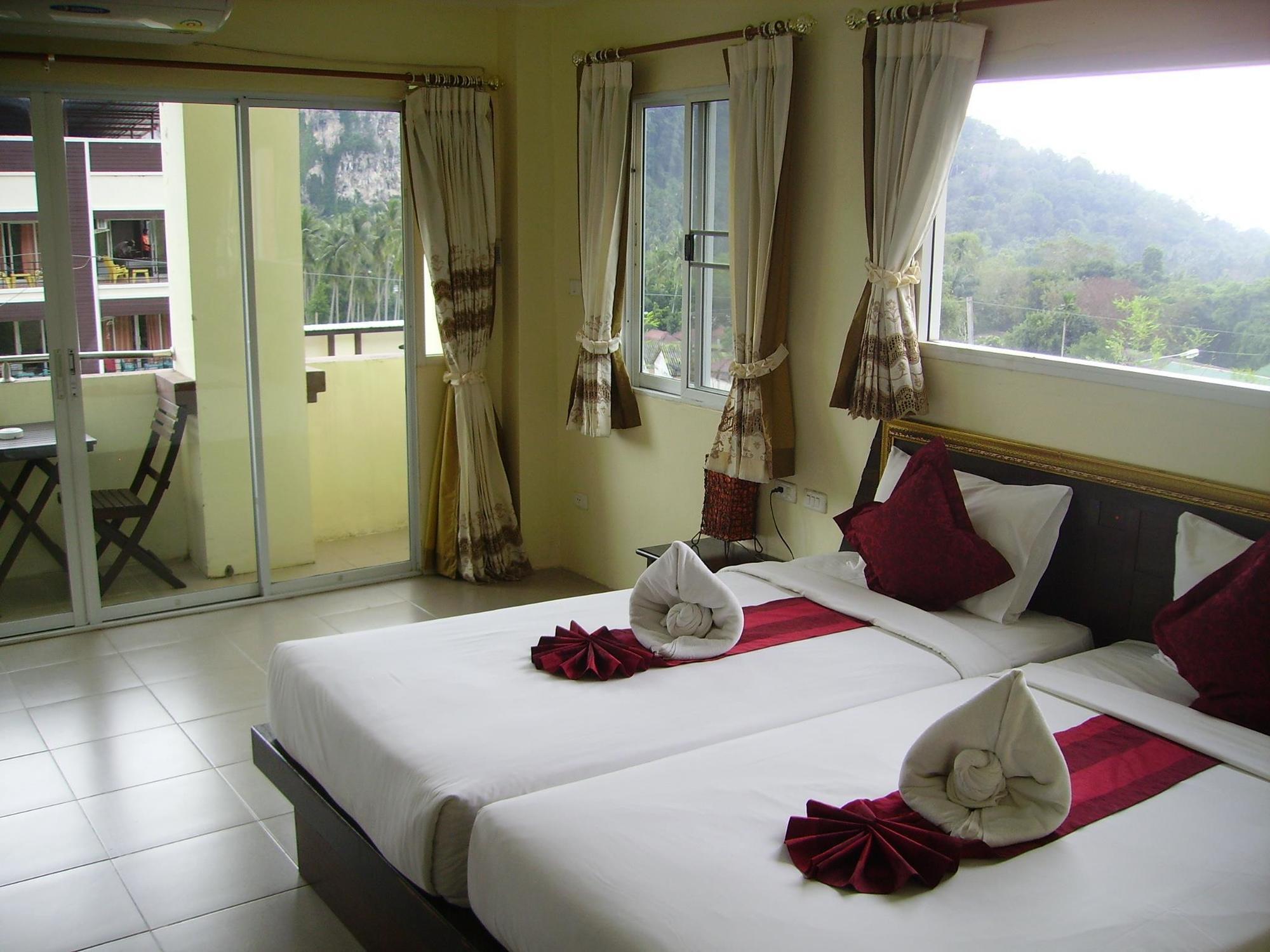 Hotel Baan Pulaoon à Krabi town Extérieur photo