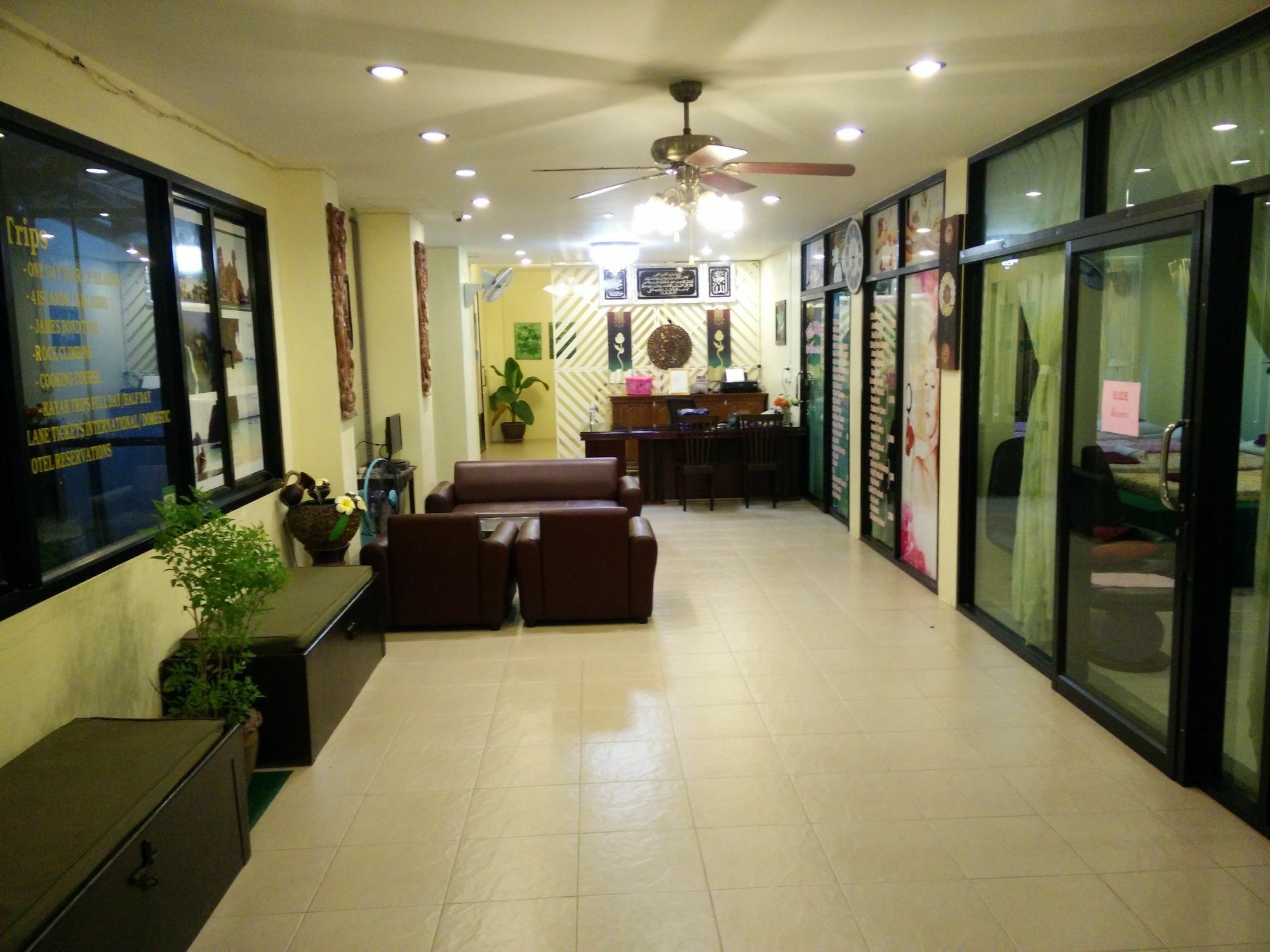 Hotel Baan Pulaoon à Krabi town Extérieur photo